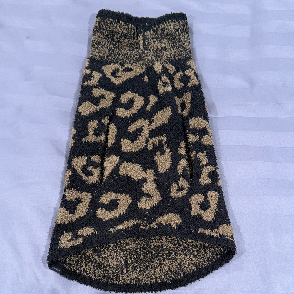 Barefoot Dreams Pet large sweater jacket